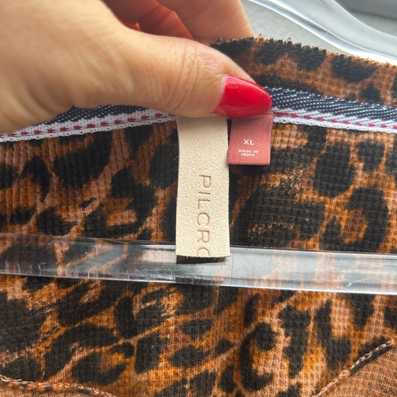 Anthropologie Pilcro Leopard Print Top Women XL Thermal Knit Split Neck Brown - Picture 4 of 13